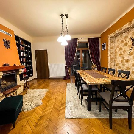 Central Apartment W/ Fire Place - Ground Floor Bukarest Exterior foto